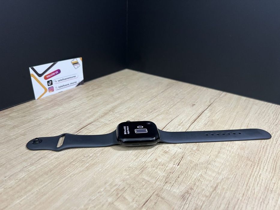 Apple Watch Seria 10 46mm Jet Black Aluminium Second-Hand Foarte Bun 2