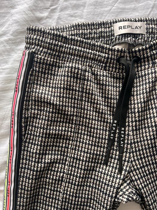 Като нов панталон Replay