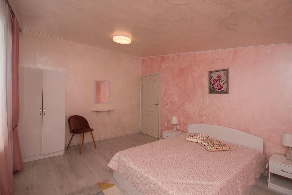 Къща с 4 спални дългосрочно