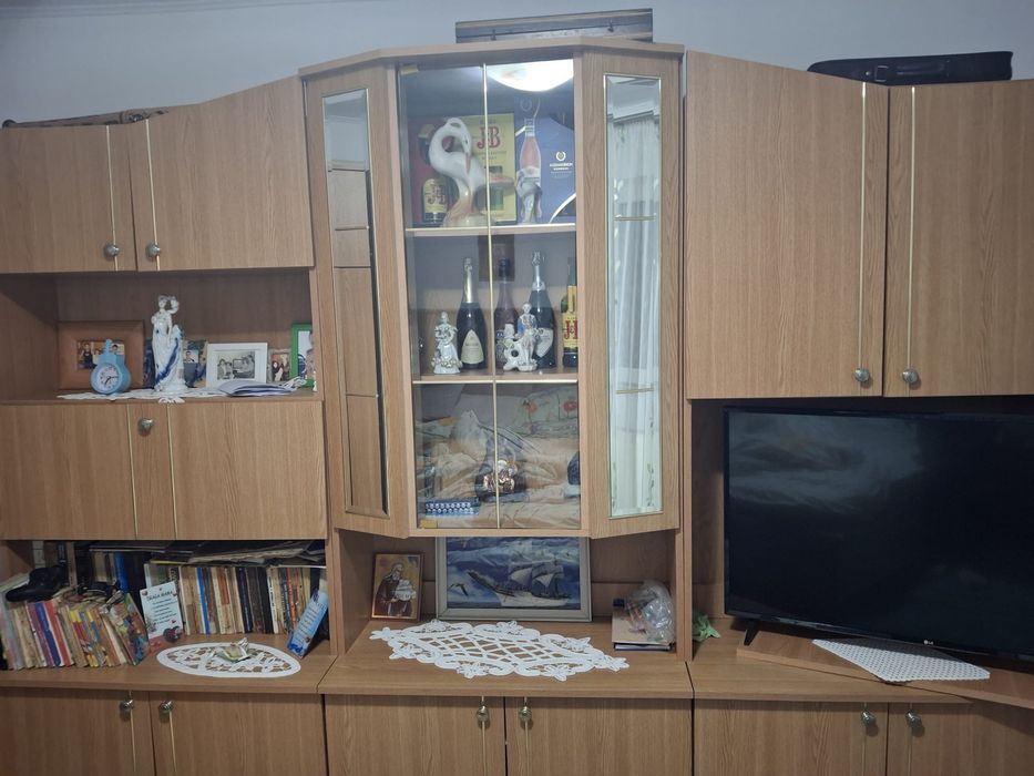 Mobila living , cuier hol + sifonier, servanta, coltar bucatarie