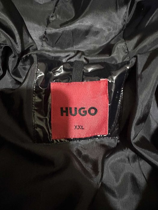 Vand geaca HUGO , nou nouta.