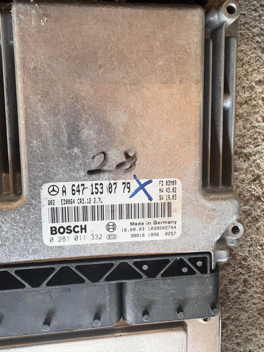 Компютър еку ecu електронен блок двигател Мерцедес Е270 2.7цди в211