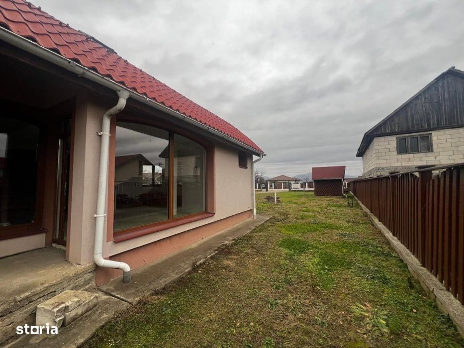 Casă individuală , Lăpușel ,25 ari teren