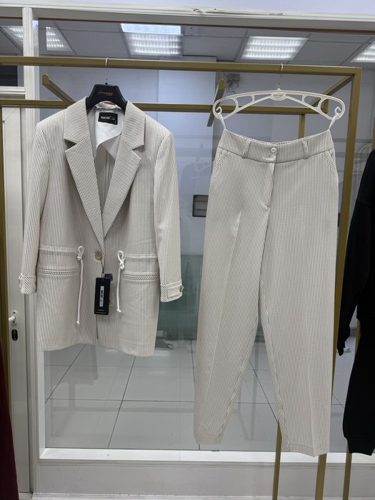 Костюмы брючные Турция