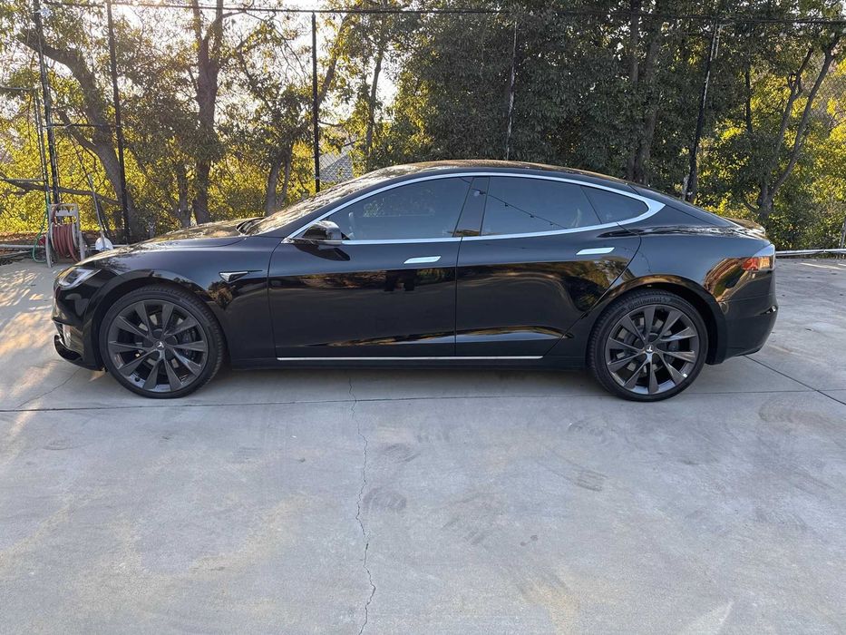 Dezmembrez Tesla Model S 2016 - 2021