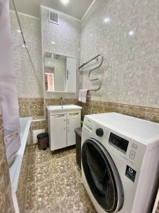 3-комнатная квартира · 90 м²