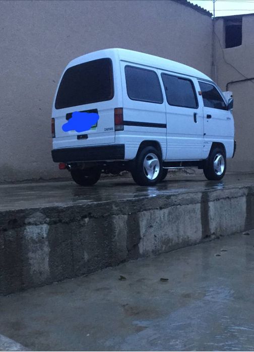 Дамас автомобили сотилади