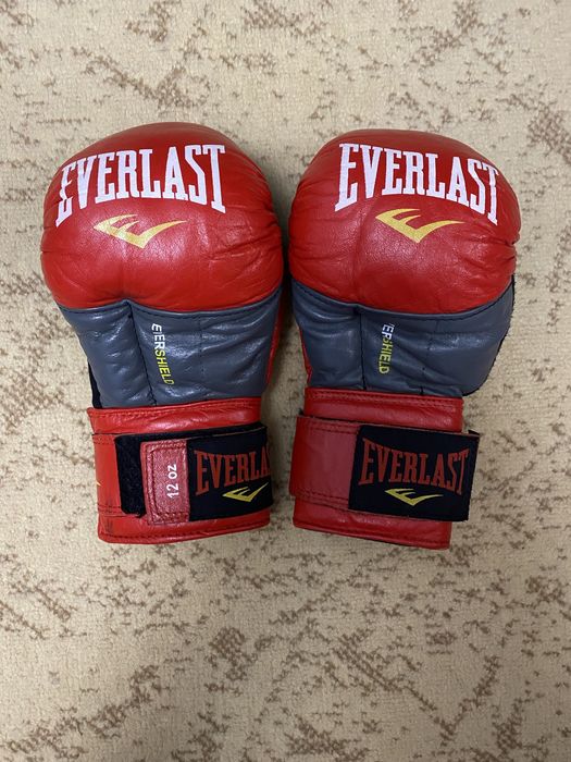 Перчатки для рукопашного боя и ММА EVERLAST 12oz