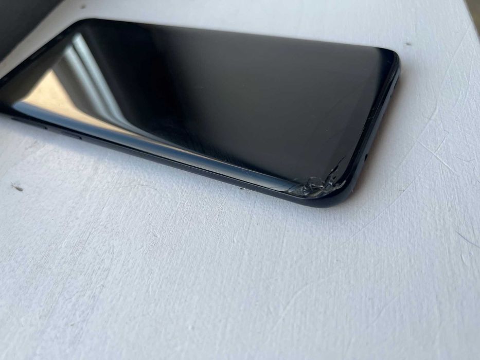 Samsung Galaxy S8+ excelent