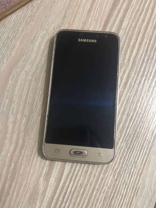 Samsung galaxy j1