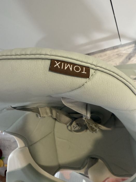 Продам стул для кормления