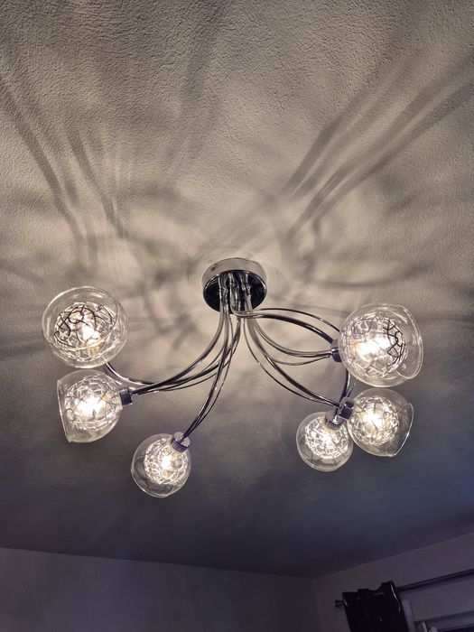 Diferite modele de lustre