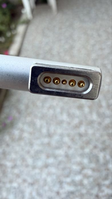Зарядно за MacBook 60W – MagSafe