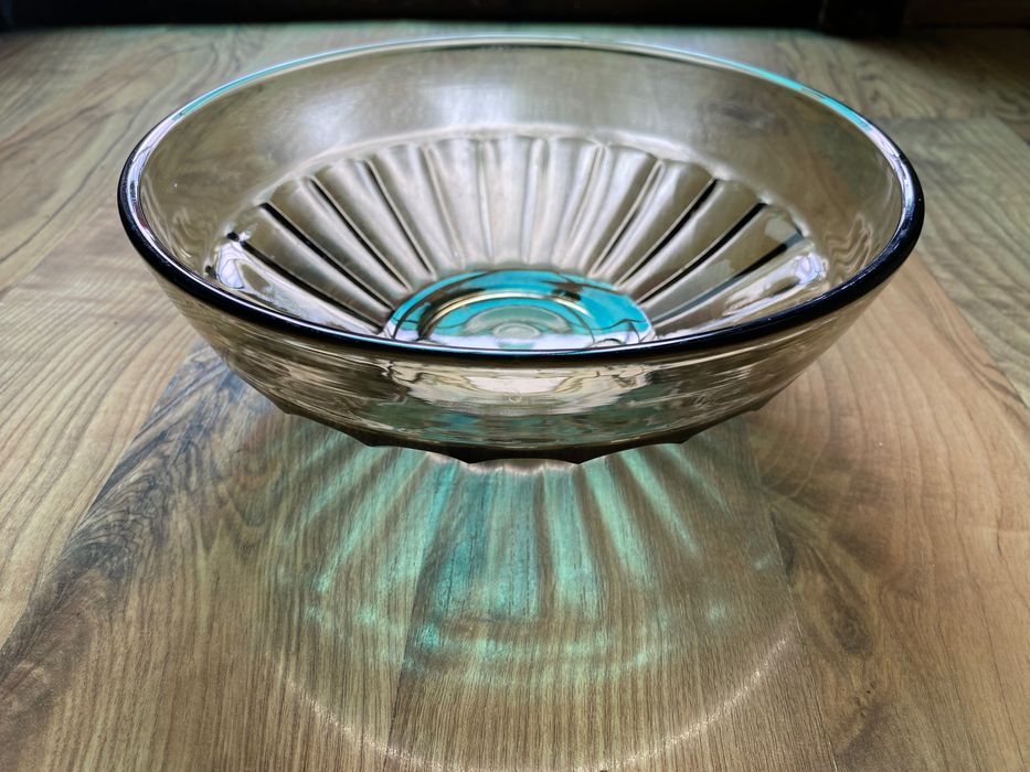 Стъклена красива купа