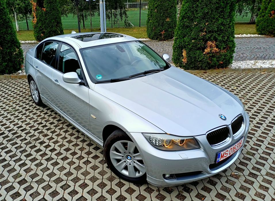 BMW Seria 3 2011 — imagine 2