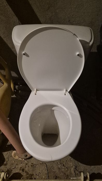 Унитаз б/у сатылады