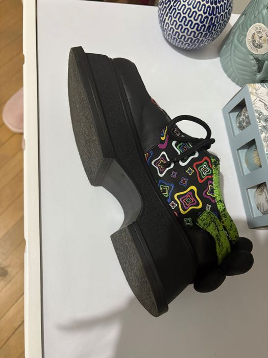 Дизайнерски дамски обувки