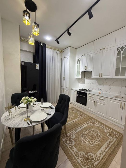 Новостройка 3х-комн квартира на Махтумкули 80квм Ор.:Макро IT park