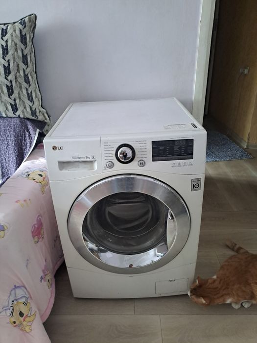 Продам стиралку LG 9 кг