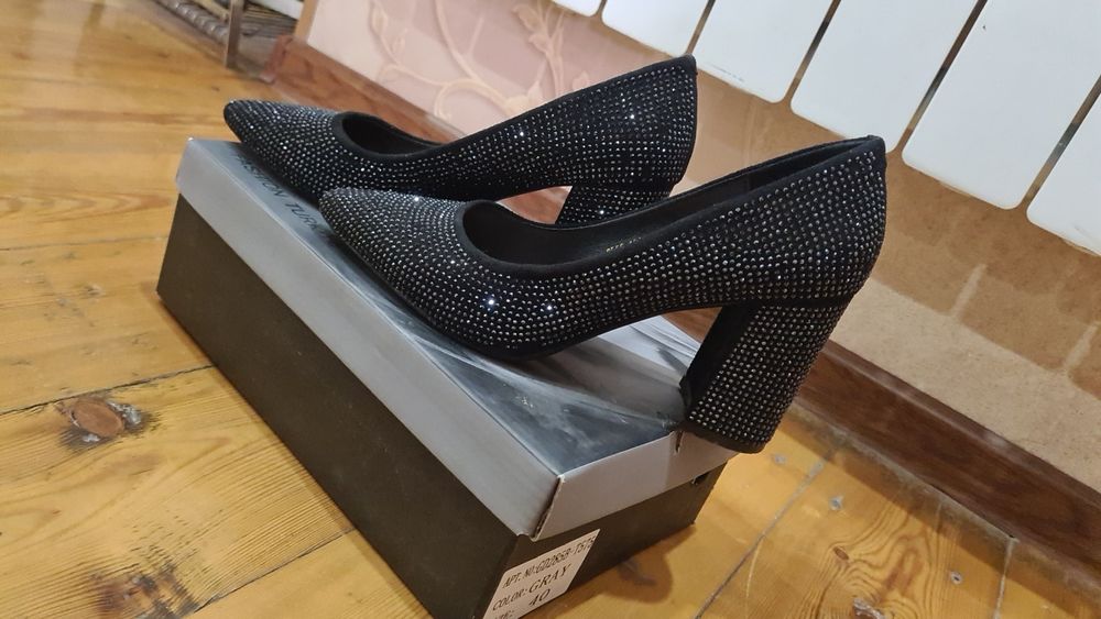 Женская туфли 200000 сум