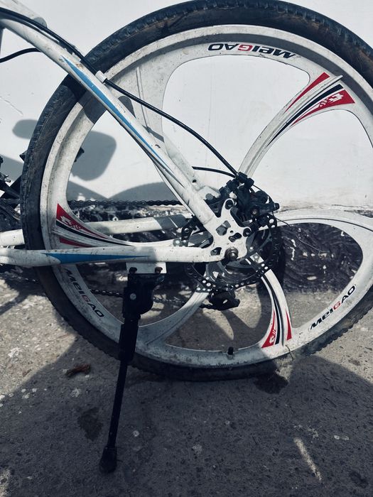 Велосипед сатылады