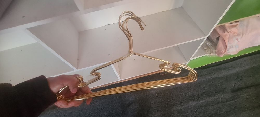 Вешалка, тарози, корзинка, опен ёзув