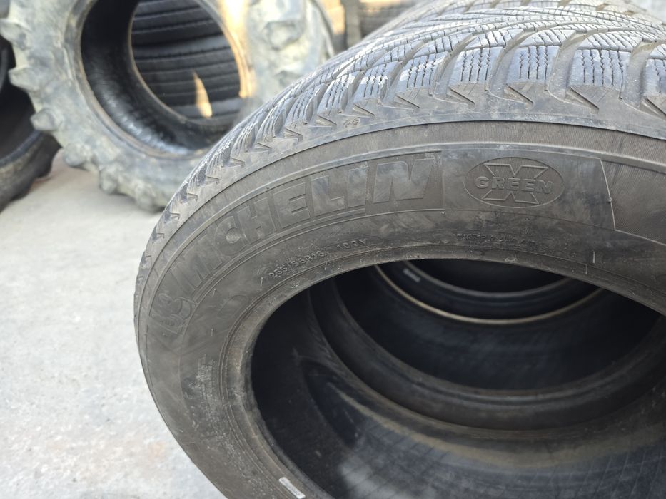 Anvelope de iarna 255-55r18 Michelin