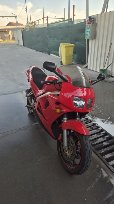 Vand Honda VFR 750