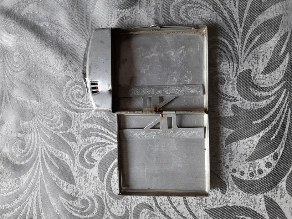 Антични дръжки за врата и табакера