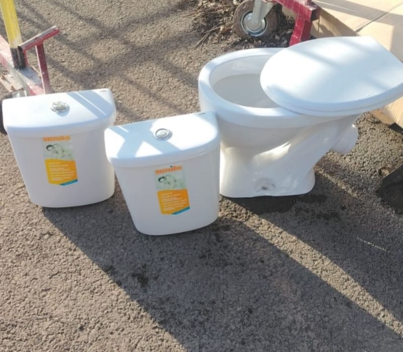 Унитаз и 2 бочка, б/у