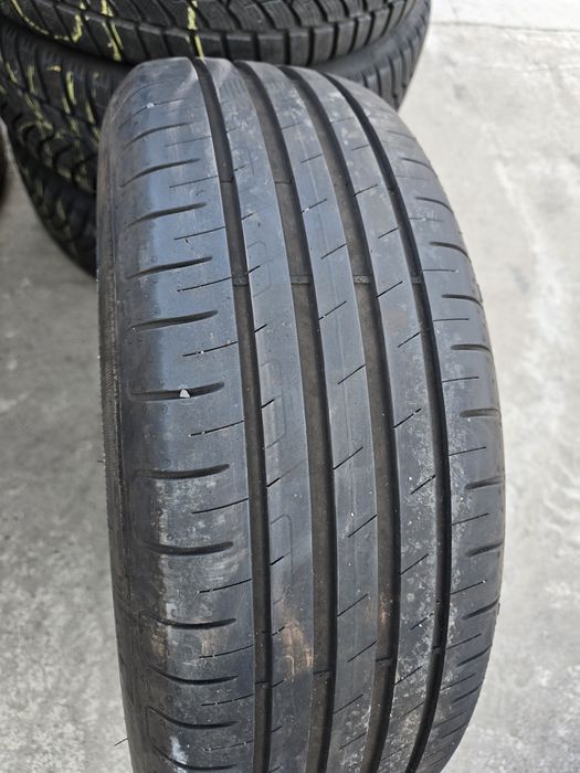 1 Брой 205/60/16 Goodyear 5,8mm 23dot