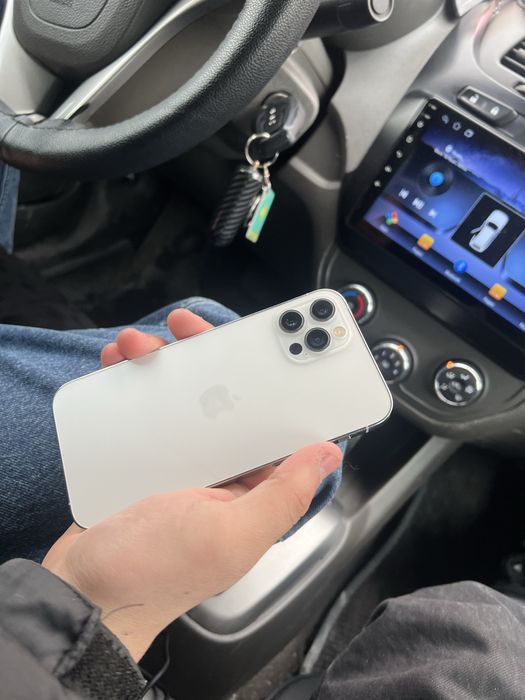 Продам 12 про 256гб