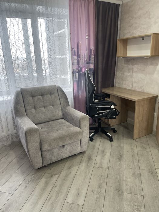 Сдаю в аренду кв 3х Пришахтинск 22 мкр 1 д