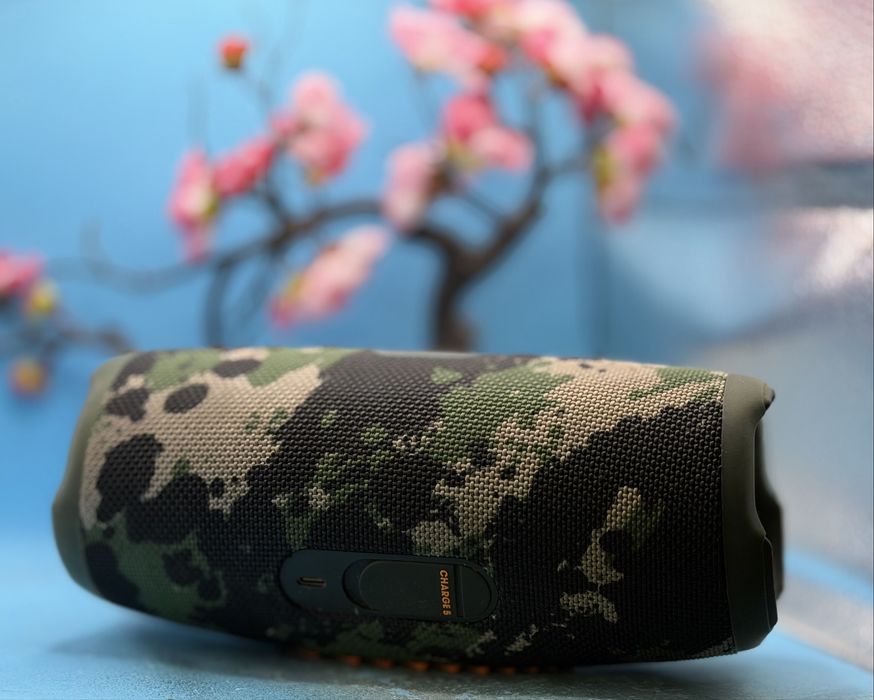 Преносима тонколона JBL Charge 5, Bluetooth, Pro Sound, IP67, PartyBoost, Powerbank, Камуфлаж