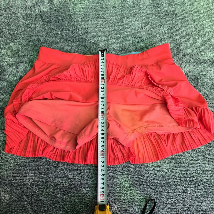 Fustita mini Adidas - L - Femei - roșie- ușor purtata