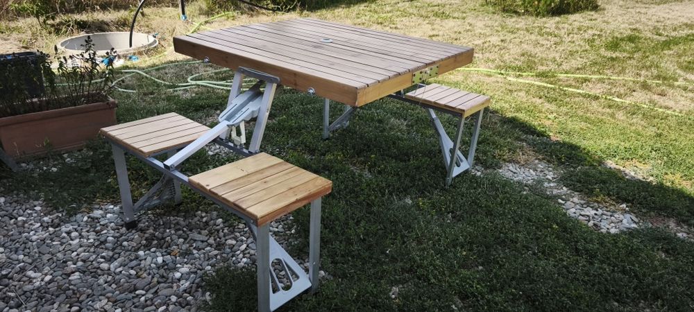Set masa+scaune picnic pliabile, din lemn
