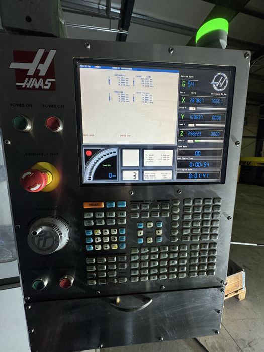 HAAS Super Mini Mill CNC + Axă a 4-a  | 2008 | stare excelentă