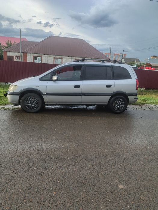 Срочно продам Opel Zafira