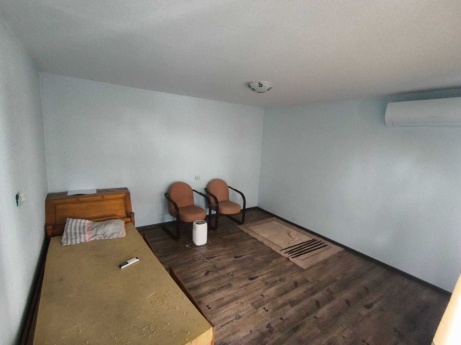 Продава се Къща в Разград, Център - 98 кв.м за 1123 €/кв.м - Снимка #2