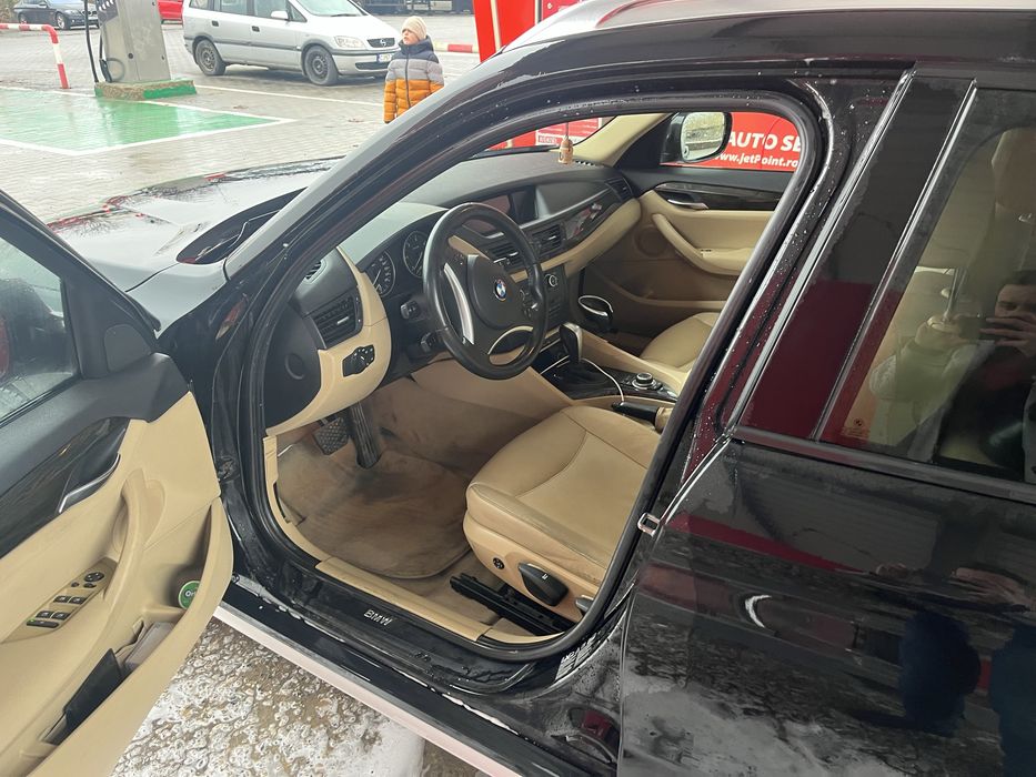 Bmw x1 xdrive  2011 panoramic