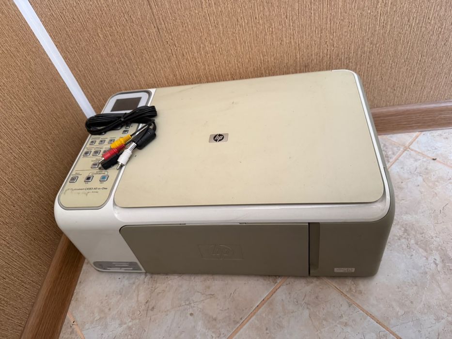 Продам принтер цветной