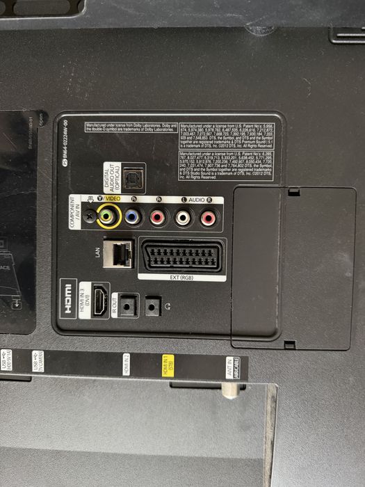 Продавам Телевизор смарт  40 инча