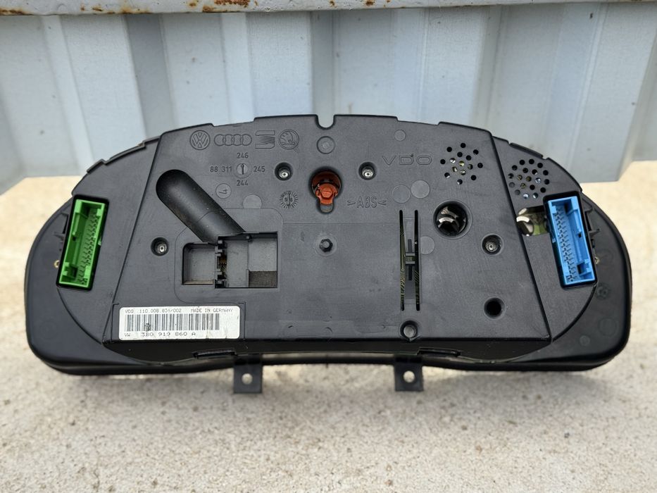 Продам щиток приборов passat B5