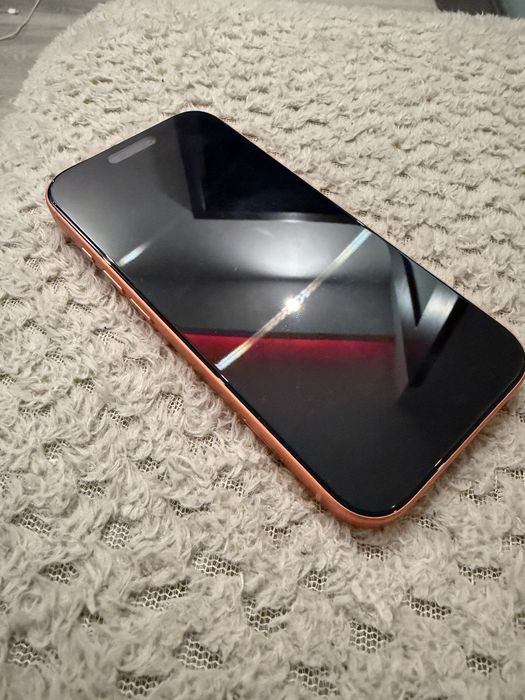 Iphone 17 pro orange