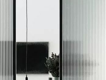 Рефленный пленки рулон и на метраж с доставкой