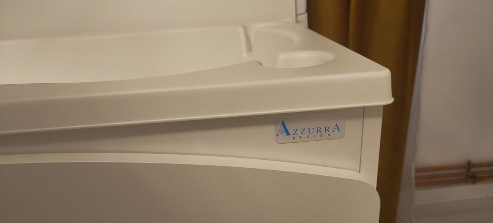 Comoda infasat Mars Design Elegant cu Masuta Infasat