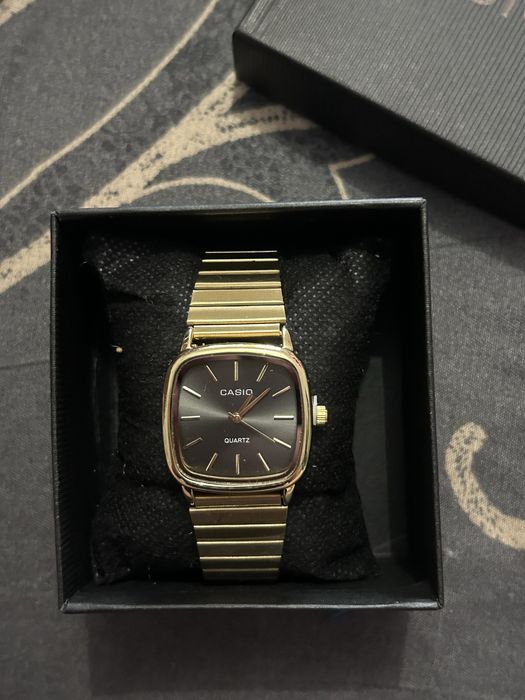 Ceas casio nou