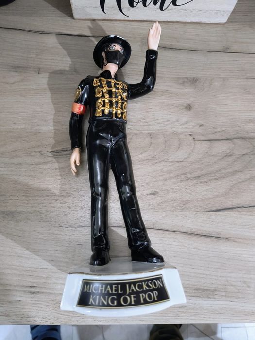 Michael Jackson statueta portelan
