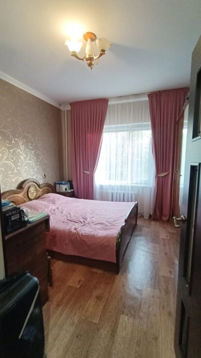 Продам 3х ком. кв. в 8мкр дом 18