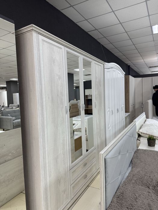 Продам спальный гарнитур!